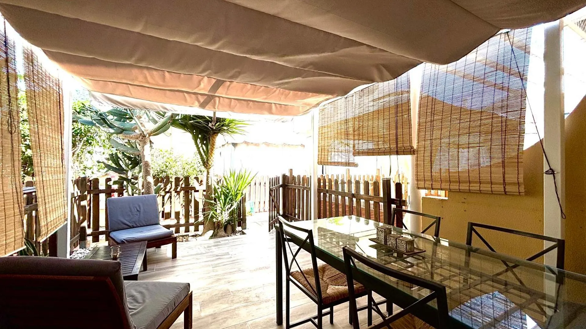 Canarian Green Oasis By Luca Properties Gran Canaria Maspalomas  Vakantiehuis